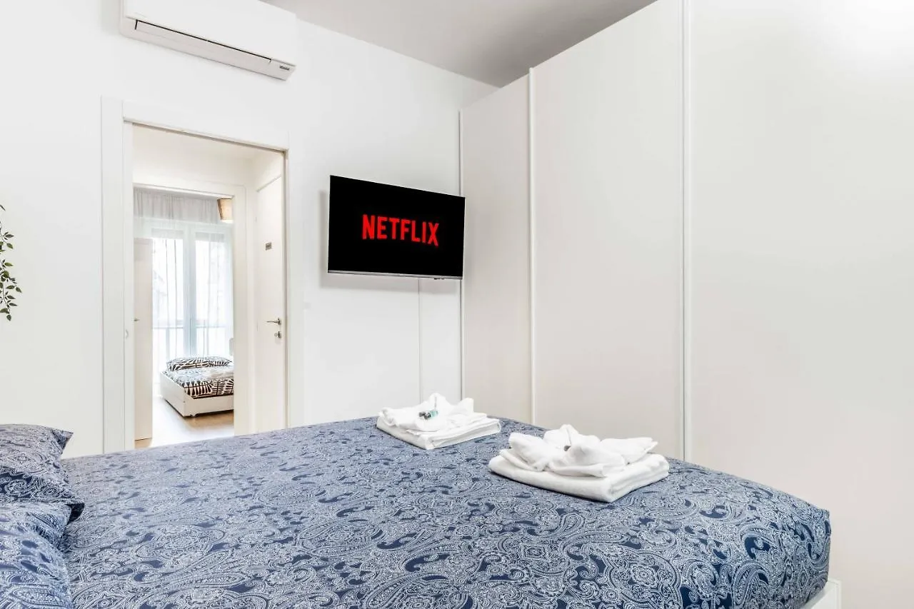 Cozy Home San Siro-Duomo Netflix & Design Mailand 0*,  Italien