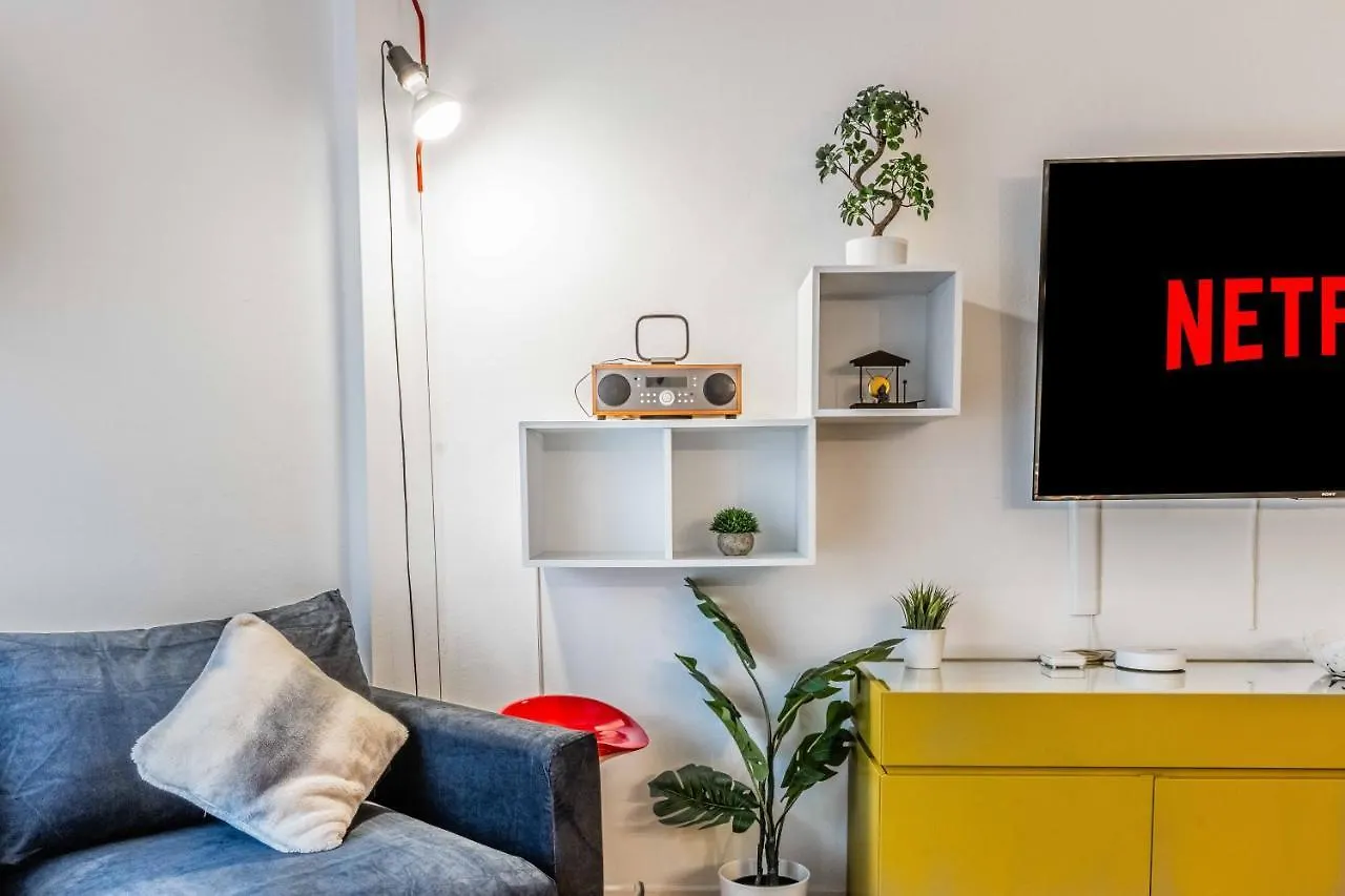 Cozy Home San Siro-Duomo Netflix & Design Mailand Apartment